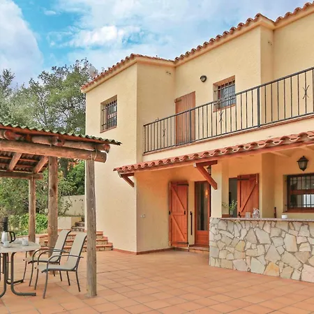4 Bedroom Awesome In Calonge * Calonge (Catalonia)