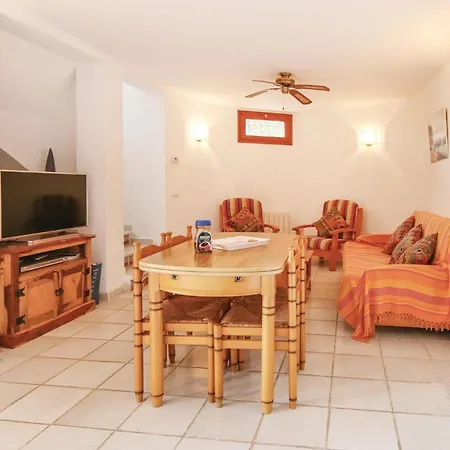 4 Bedroom Awesome In Calonge