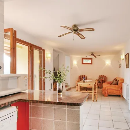 4 Bedroom Awesome In Calonge